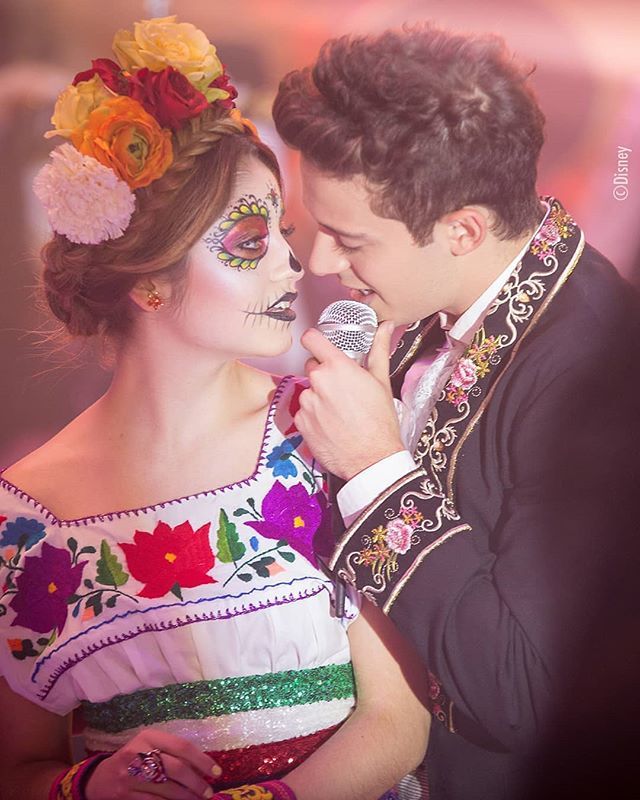 soylunaxbia_gt's tweet photo. 🔥❤❤🎉✨ Sigue @soyluna_gt ❤💙 @ruggeropasquarelli
@ruggeropasquarelli
#música #Valente #matteo #luna
#Karol #soyluna #soyluna2 #soyluna3 #soyluna4 #elencosoyluna #soylunalive #chicadeliveri #chicofresa #soylunaconcierto #Disney #lutteo #lumon #rugarrol #pelfi #jamiro #jin… https://t.co/WQFvOOYzPb