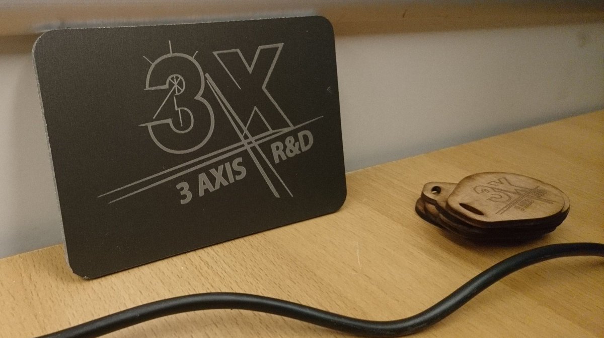 3axisRD's tweet photo. Leuke naambordjes 15x10cm van compostiet materiaal van @CompalComposite. Alleen tijdens de @OBDemmen1 slechts voor €25 met eigen ontwerp. Liked u ons en deeld het resultaat op social media dan betaalt u slechts €15,-

https://t.co/MdAIkQENCQ https://t.co/kaoFFjzMU4