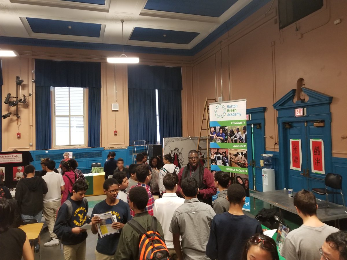 Edwards Middle School (@bpsedwards) on Twitter photo 8th grade students meet and chat with representatives from high schools from all over the city. <a href="/BostonSchools/">BostonPublicSchools</a> #highschoolfair 8th grade students meet and chat with representatives from high schools from all over the city. <a href="/BostonSchools/">BostonPublicSchools</a> #highschoolfair