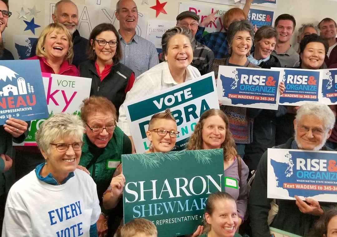 SuzanDelBene's tweet photo. Whatcom County, you sure know how to show up for our awesome 42nd LD candidates! Thanks to your hard work, we will be able to send @VotePinkyVargas, @BoneauElect, &amp; @DrShewmake to Olympia!
#waelex #BuildTheBlueWAve #TeamDelBene #BeAVoter https://t.co/ImV87SZWQq
