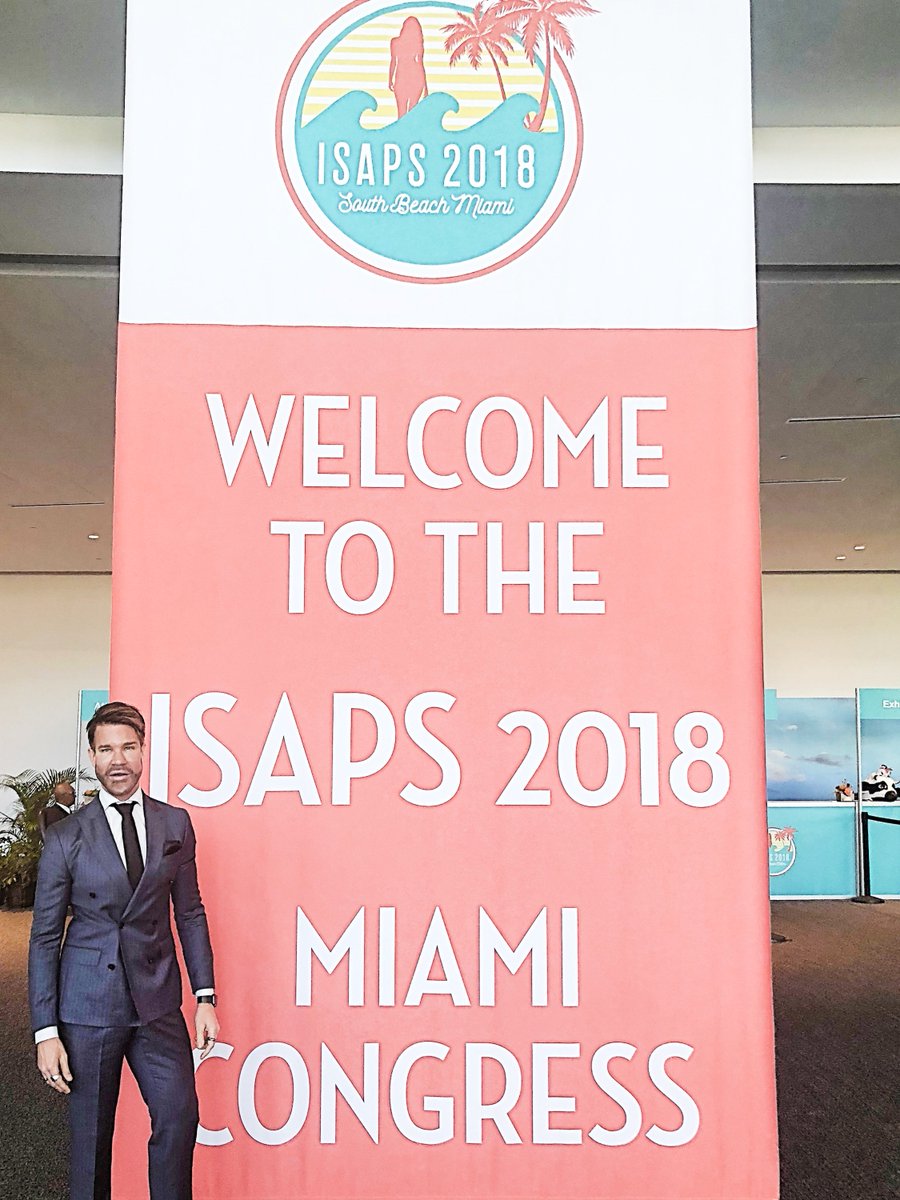 drtorgerson's tweet photo. Sharing experience and checking all the new #plasticsurgery trends on this biggest exhibition.
________________________________
#isaps2018 #isaps2018miami #isapscongress2018 #drtorgerson #drcorytorgerson #plasticsurgery #cosmeticsurgery https://t.co/l74ww3gYtG