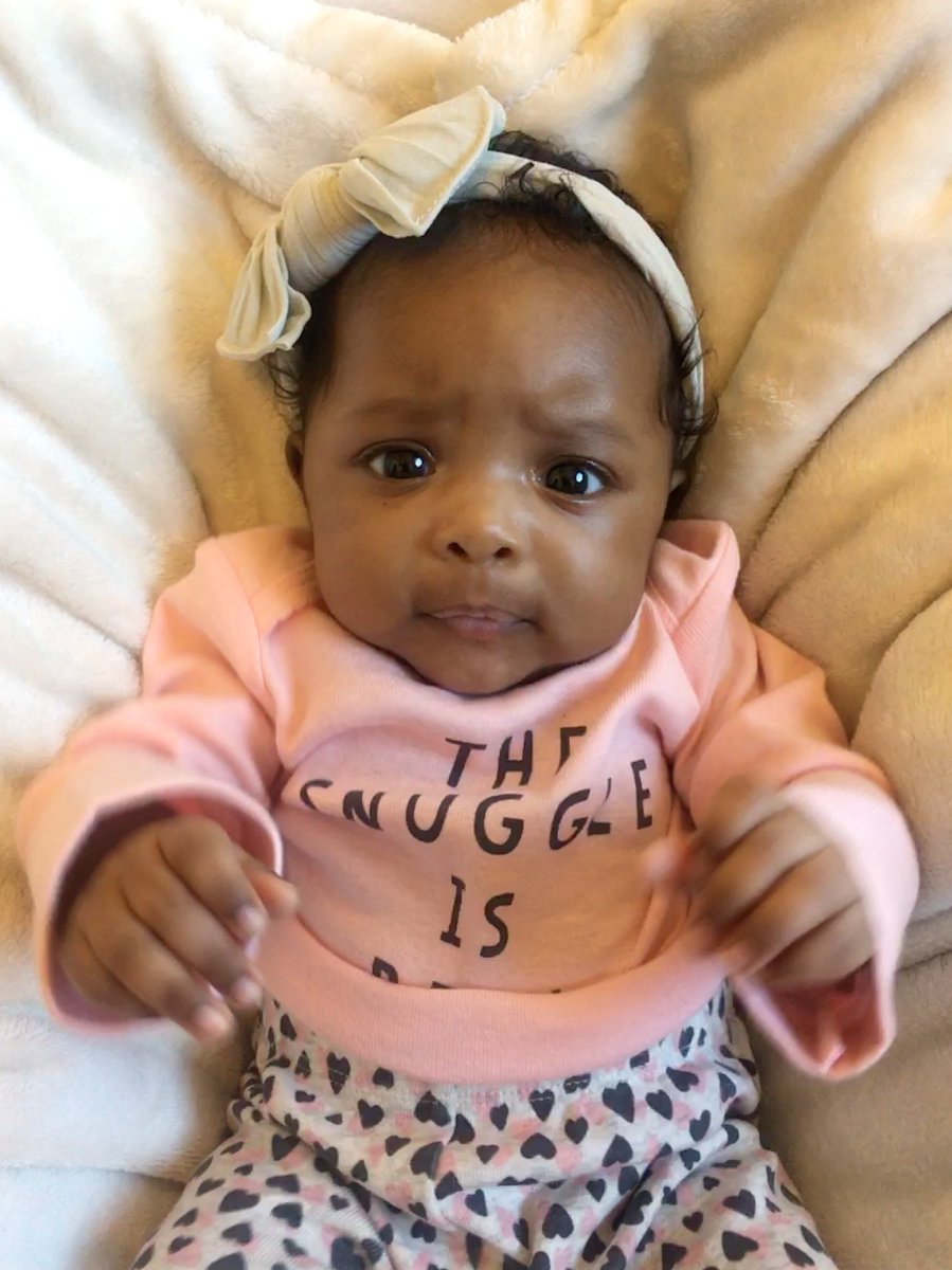 Tranae__'s tweet photo. The Snuggle is Real 🖤🎀 https://t.co/ksGZPVEZ81