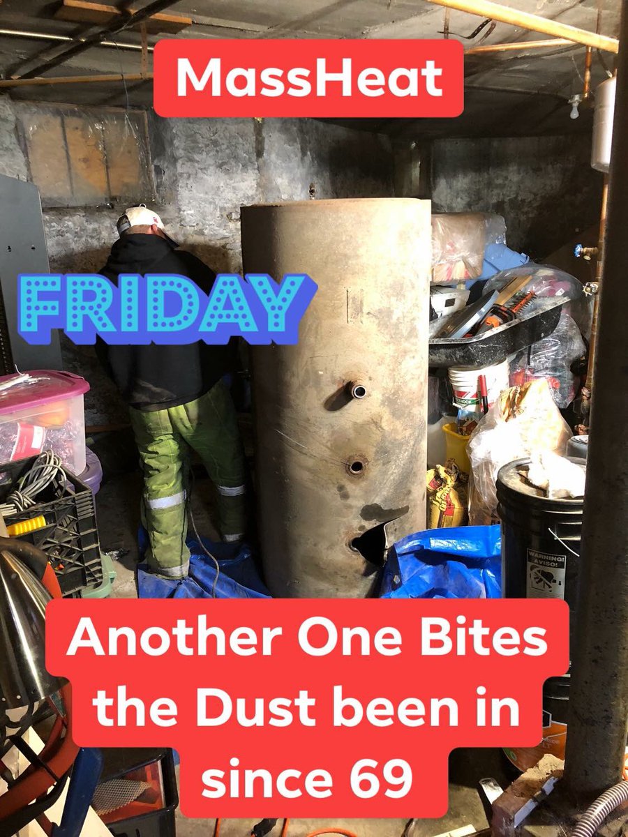 Mass_Heat's tweet photo. MassHeat - 508-OIL-TANKS 
 Leaker gotta go Friday Nights 😂#Granbys #oil #heat #oiltank #oilheat #cold #weather #winter #Mass #Boston #MassHeat #Friday #fridaynight #leakedphotos https://t.co/3iMP7Lw2zP