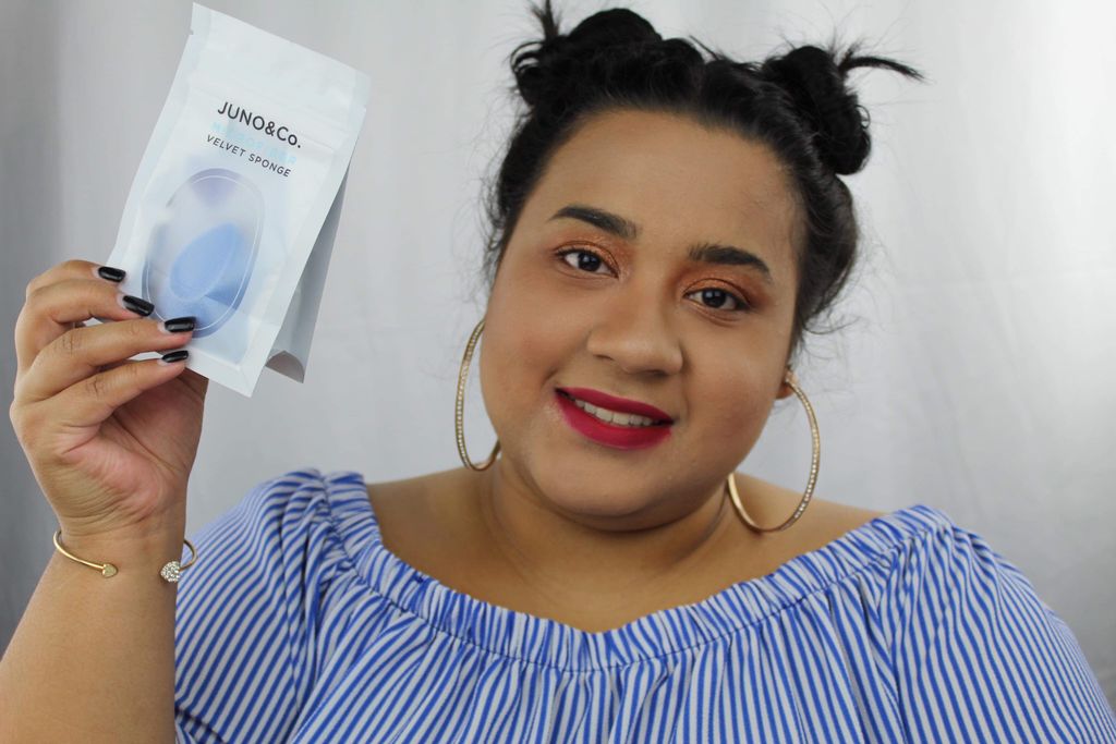 Chatwithlu's tweet image. I had so much fun doing the @thejunoco Sponge Challenge! 💙
I did my full makeup look using this sponge and  the makeup turned out great.🤣💕
Check out the link in my bio to watch the video.📽

#ChatwithLu #thejunoco #junosponge #JunoCo #junospongechallenge #NewVIDEO