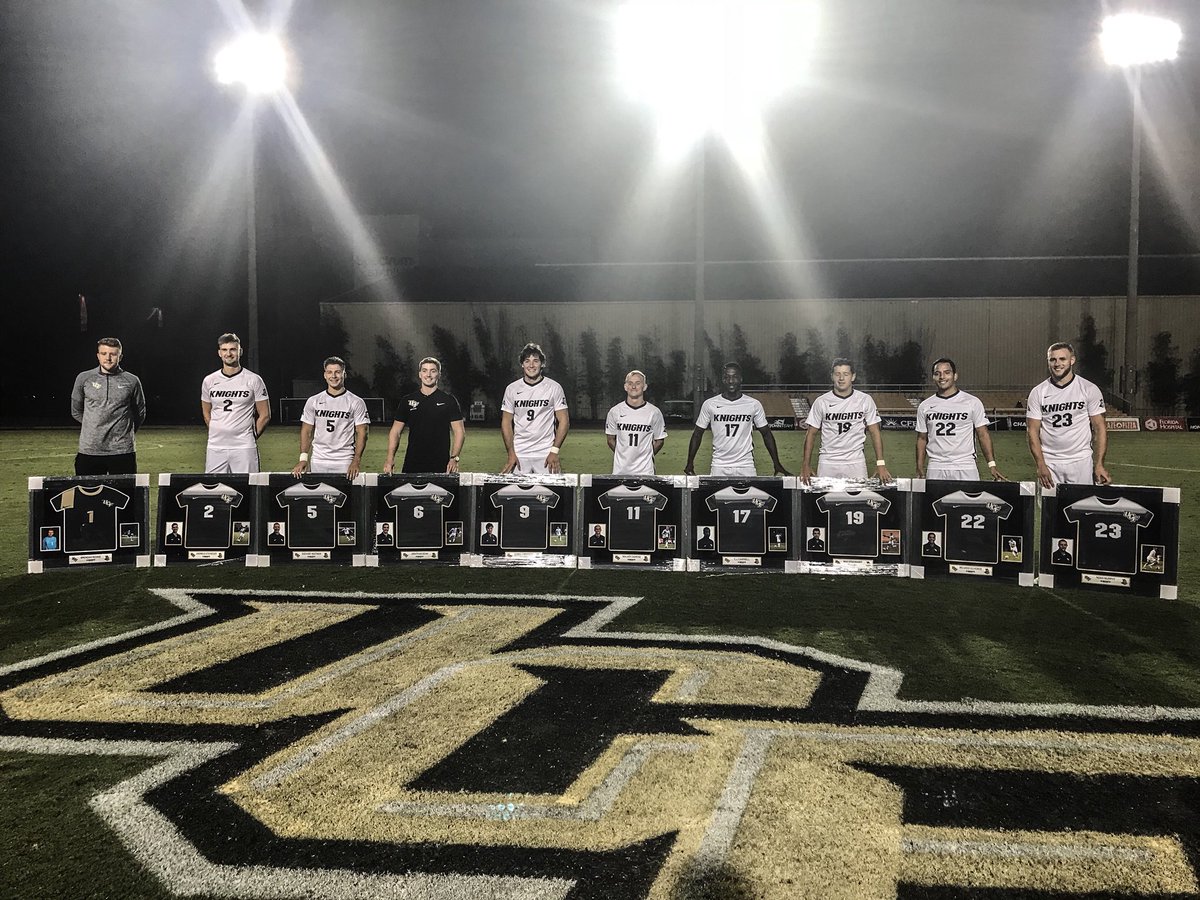 Our seniors honored tonight for their dedication and passion for our program 👊

#ChargeOn
