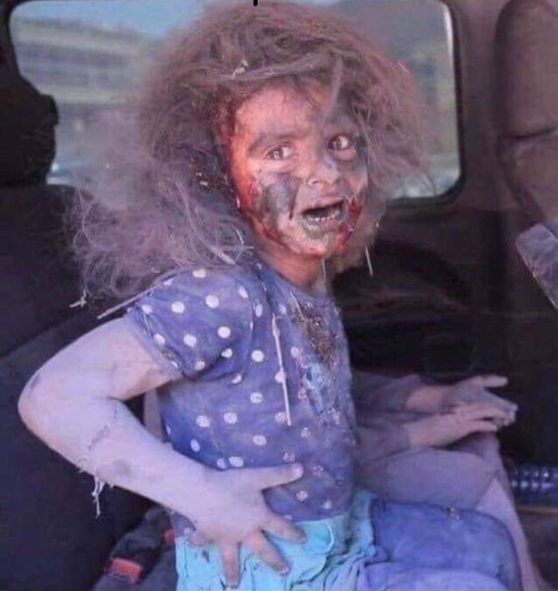 MohamedZid9's tweet photo. #Hypatie a été lapidée à mort par des fanatiques chrétiens .
Aujourd'hui une petite Hypatie #chrétienne subit la barbarie des musulmans .
La spirale des #religons est interminable .
Une verrue sur la face de l'#Humanité .
Attentat terroriste en #Egypte https://t.co/LUmlouEK8Q