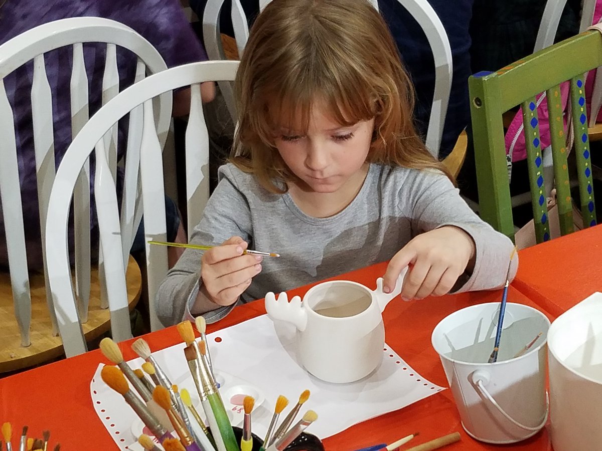 VCAssociation's tweet image. Thanks to Clay Hands Pottery in Clarence for a fun night with our Striving For Excellence families! Everyone had a great time painting reindeer mugs!!
