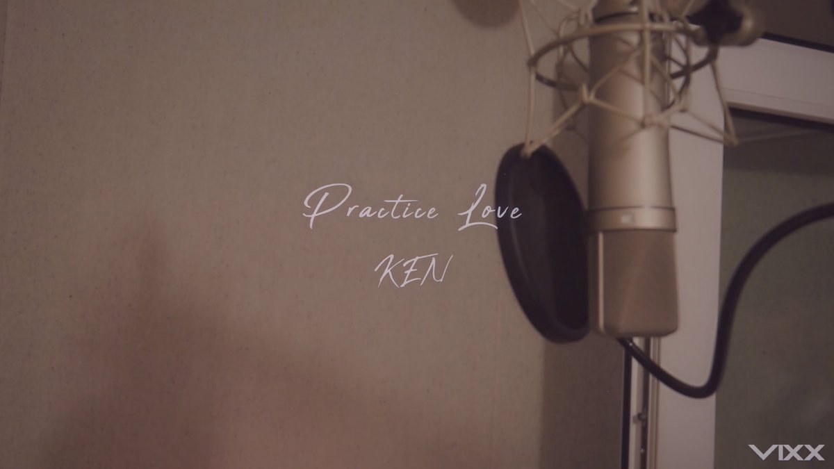 RealVIXX_Brazil's tweet photo. [ TWITTER ] 02.11.18 
Atualização do Rovix no Twitter

" Sou Rovix. Foi revelado através do Weibo o vídeo cover (#Practice_Love) de (#JJ_Lin) (Que fez) o agente #Ken.
[Feito, executar missão RT!] "

cr.1FC_VIXXGUATE https://t.co/gbuQcbQGc2