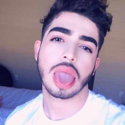 Watch Elmer.'s leaked NSFW photo on TwXstars