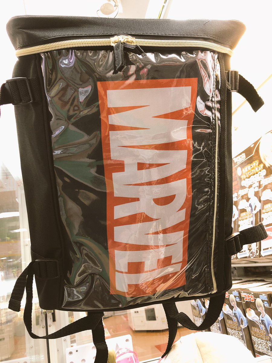 アミューズメントゾーン北上店 ヒューズバックマーベル 今人気ありますね プロヒューズボックスタイプって言うんですか たっぷり入れてしっかり形作って背負いましょう ロゴの所チャックになってるので収納できます マーベル プロヒューズボックス