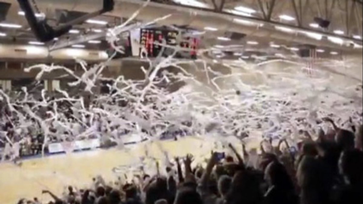 JBUmbb's tweet photo. 24 hours away! #TPGame #jbu #onwardsoar https://t.co/3duVRhsO2o