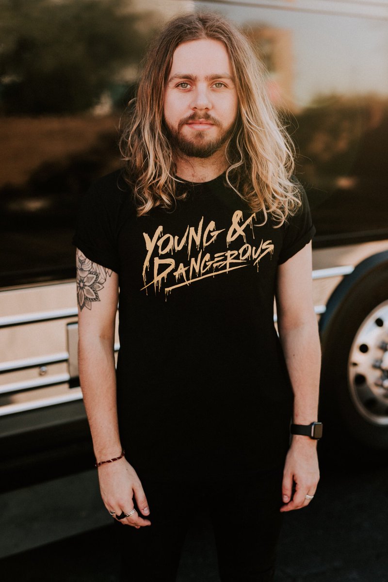 The Struts tweet media