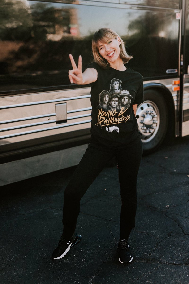 The Struts tweet media