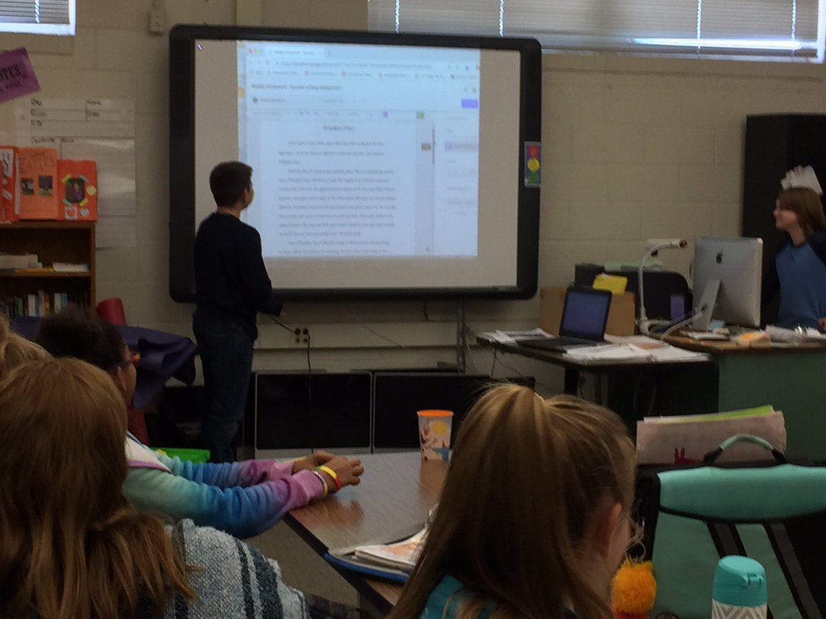 PamEilers22's tweet photo. Students sharing their scary stories. I always say that great writers are willing to be vulnerable by communicating their thoughts openly. #cisdPR1DE @iamsturchie #writerslife https://t.co/cW0DfYNpKZ