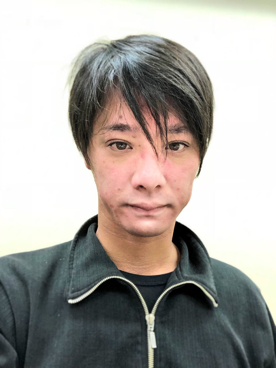 きぬごし 豆生田 男性レイヤー向けのメイク講座に来ました 講師の指導を受けつつ外国人を意識してメイクしたらブラジル系になりましたw メイク差が出るように無加工でw ってか インカメラって映えないよなw 最後だけ普通のカメラで自撮りw