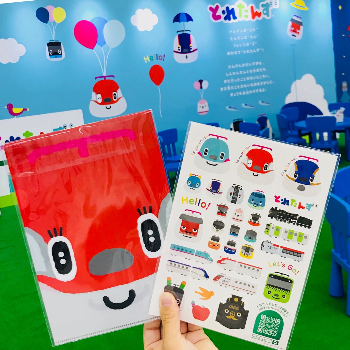 とれたんず No Twitter Jr東日本お客さま感謝祭18 開催中 とれたんず のペーパークラフト ぬりえ ワークショップに参加された方に可愛いクリアファイルをプレゼント はやぶさくんのフォトスポットで記念撮影もオススメです グッズも販売しています 入場無料
