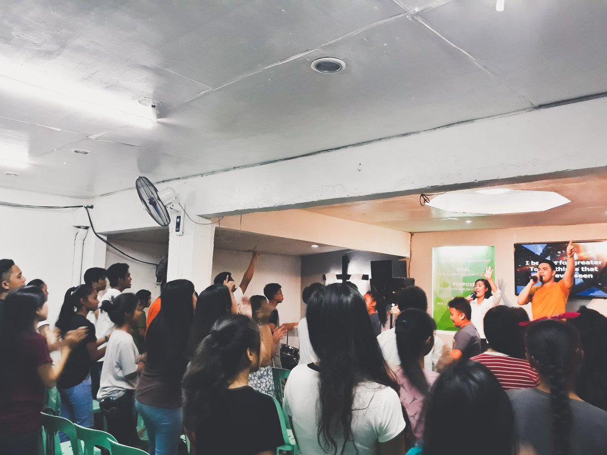 JCSGOKasiglahan's tweet photo. WALK UPRIGHTLY🔥
#Firstwave
#Genrock
#GRNovemberseries
#CitizensOfHeaven https://t.co/ouuWu5sTLT