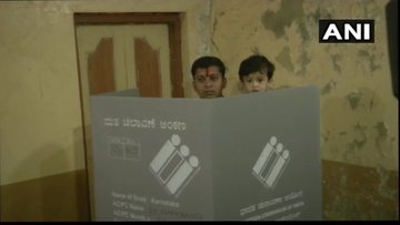 View image on Twitter