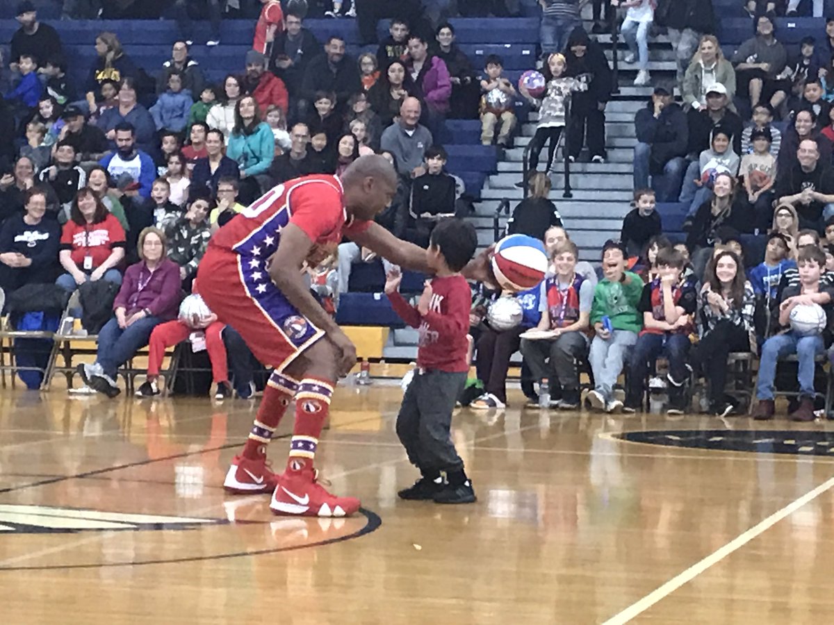 D84North's tweet photo. Thanks to the D84 PTA for putting together such an awesome night for our families with the #harlemwizards!!! #dolphinsplay #gamenight #welovepta #welovethewizards #d84ontrack https://t.co/bppJj62DLc