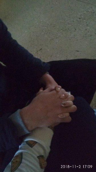 lola_frau's tweet image. В такую трудную минуту, рядом только он💕😍
#хочудомой
😢😔🏥💊💉