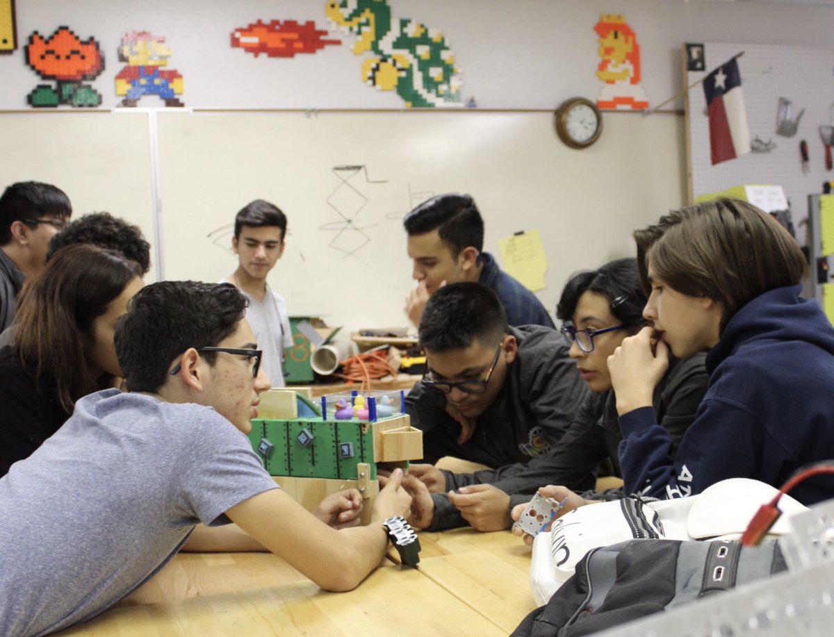 MHSRoboticsEPTX's tweet image. Working late before the day of competition. We are ready! #Thanks2BESTRobotics  #TeamSISD