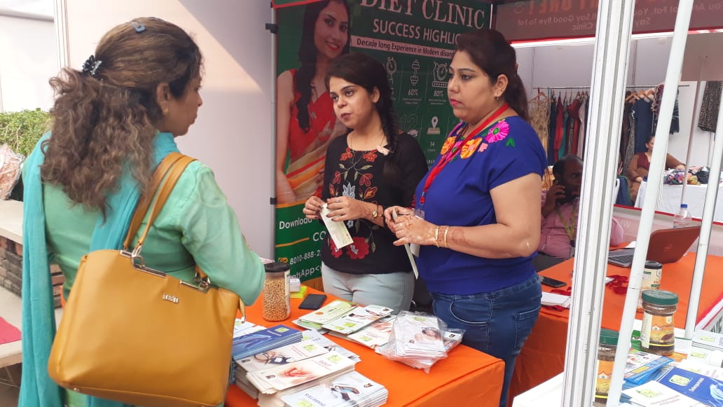 KanhaiyaDiet's tweet photo. At the #Dilli #Haat #Utasv @dieticiansheela and team provide one time consultation for #weight #management and #weight #control. After a proper discussion we provide you general #diets and #health #tips for #wellness and #fitness .
For more information : 8826260707 ||8010888222 https://t.co/jhqFKInzmj