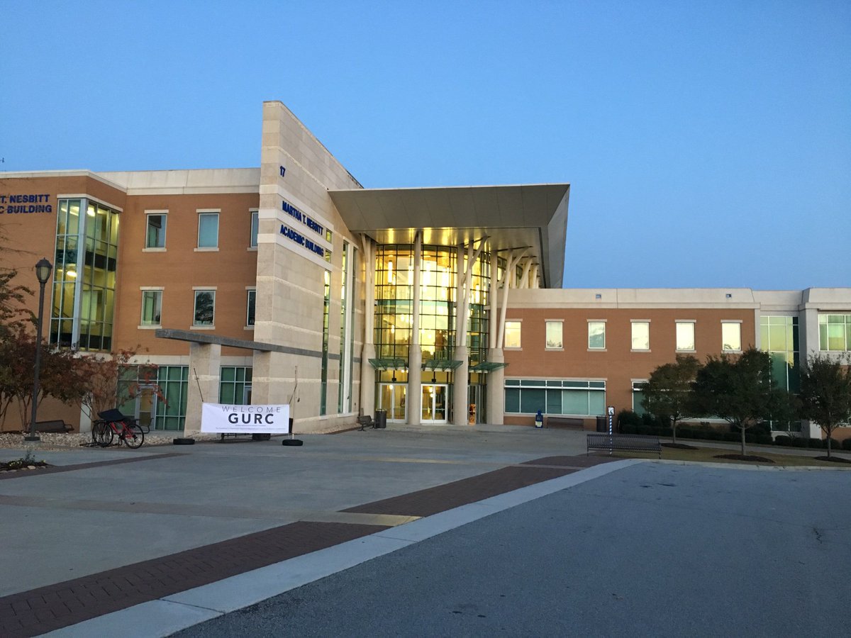 GeorgiaURC's tweet photo. It’s a great day for a conference! #GURC2018 #undergradresearchrocks https://t.co/qqzxQpE2vH