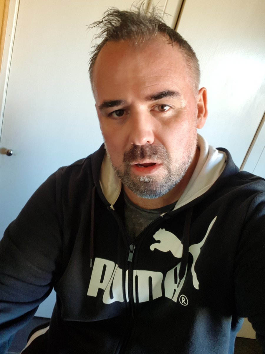 bobbyrob1974's tweet photo. Really getting into my running. Extending my route each time from 4/5 miles. Feeling fitter too. Getting fitter for new project and having to perfect my English accent too. Gonna be lots of fun in the Lake District #thedroving #rubiconfilms #horror https://t.co/vVPfjD4Jr1