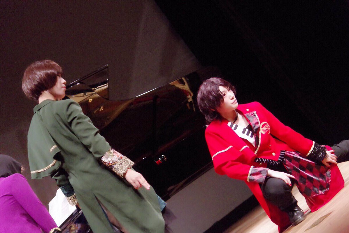 ট ইট র Team刀鍵弾舞 最終公演 舞台写真 第3部 描いていた未来へ より サビのダンスが終わって 最後のポーズをするまでの一瞬と ラストの様子です 2人で腕を合わせるこの瞬間と 中央で最後のポーズをする瞬間 どちらもとても好きな時間でした ট ইট র Team刀鍵弾舞 最終公演 舞台写真 第3部 描いていた未来へ より サビのダンスが終わって 最後のポーズをするまでの一瞬と ラストの様子です 2人で腕を合わせるこの瞬間と 中央で最後のポーズをする瞬間 どちらもとても好きな時間でした