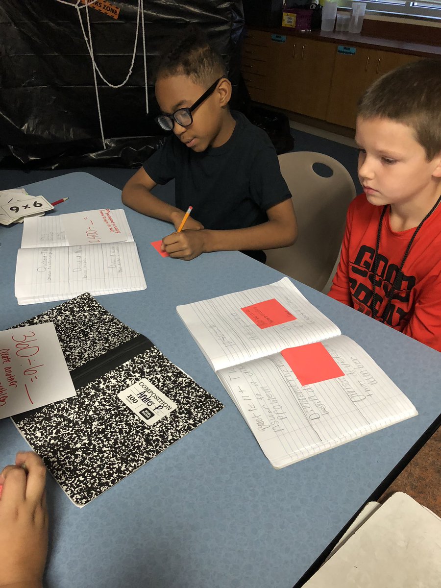 tuckertotsin106's tweet image. This week was all about spider math! 🕷🕸 #llamasdoingwork #llamamathadventures #spidermath @henrielibrary