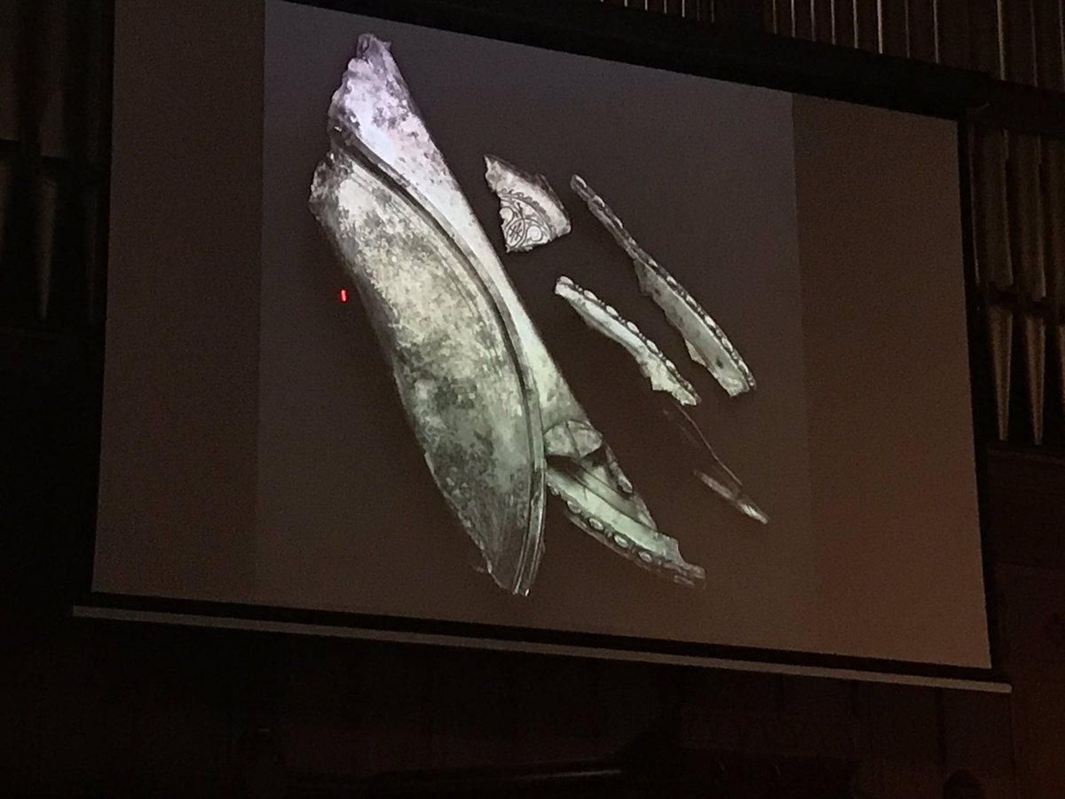 ScARFHub's tweet photo. Over 400 fragments of silver came from just 4 vessels #TAFAC #TAFAC2018 https://t.co/yIxEkfjySR