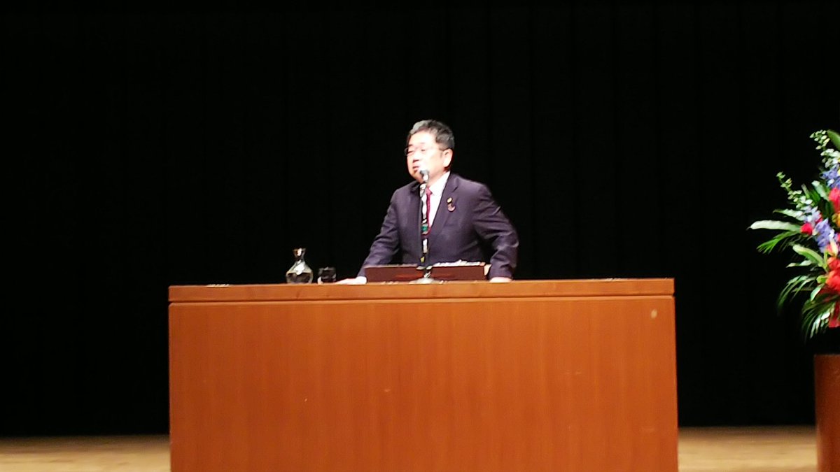 jcpkngw's tweet image. #藤沢市民会館 大ホールの演説会で、#小池晃 書記局長が、#安倍政権 の暴走政治を厳しく告発してます。