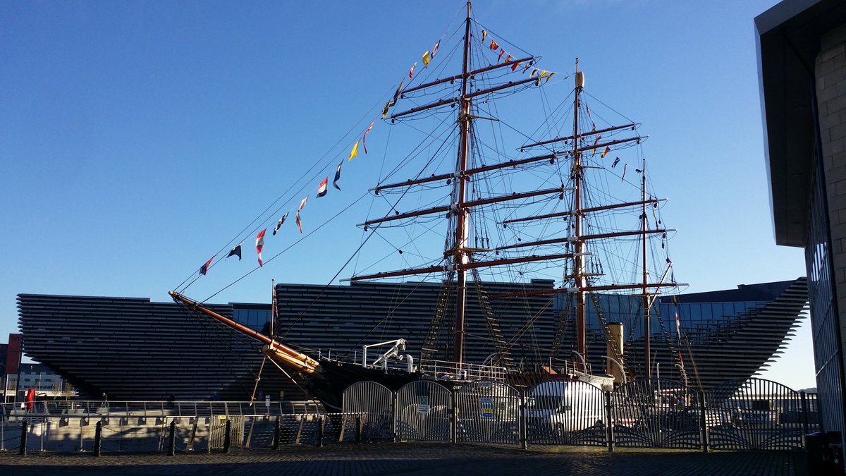 shazias51's tweet photo. Really enjoyed in Dundee at #ScotMetNet2018 #ScotMetNet #smn2018 meeting people, interesting talks and got poster prize too ๐ https://t.co/m4VjFCMxmq