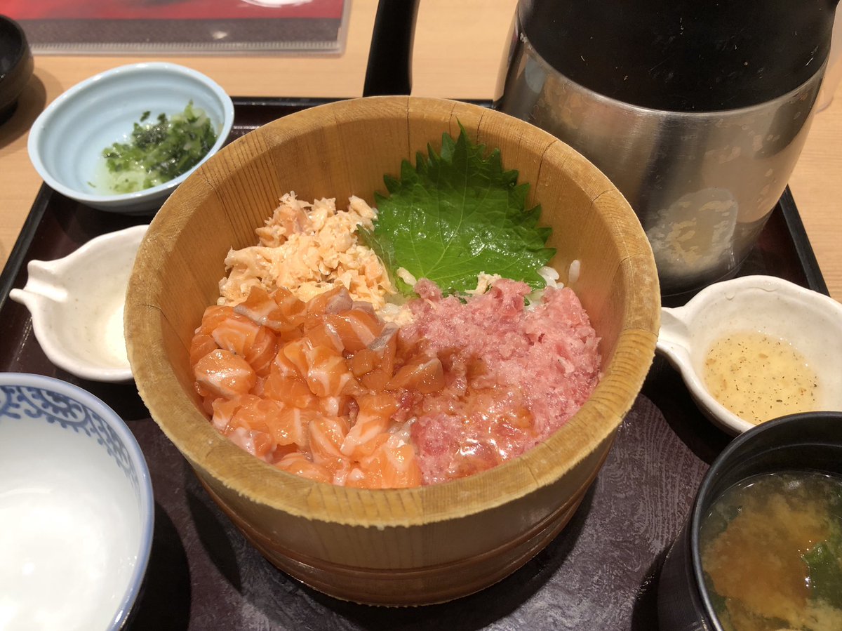 Uzivatel わたる Na Twitteru お昼はイオンモール四條畷の海の穂まれでマグロ鮭丼 北海道からの飯テロにやられて海鮮丼 ごちそう様でした 海の穂まれ イオンモール四條畷 海鮮丼 関西グルメ Uzivatel わたる Na Twitteru お昼はイオンモール四條畷の海の穂まれでマグロ鮭丼 北海道からの飯テロにやられて海鮮丼 ごちそう様でした 海の穂まれ イオンモール四條畷 海鮮丼 関西グルメ