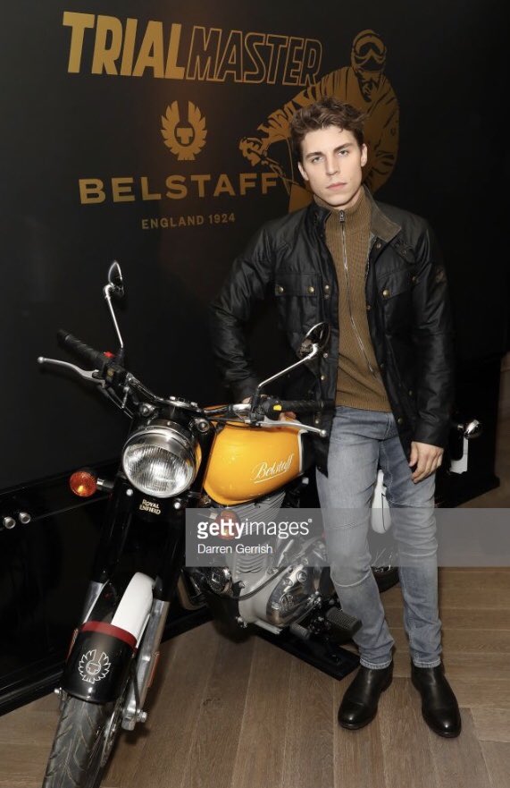NolanFunkJPN's tweet photo. Belstaff A Celebration of The Trialmaster
November 1,2018
#nolanfunk https://t.co/2ccJFBRKE9