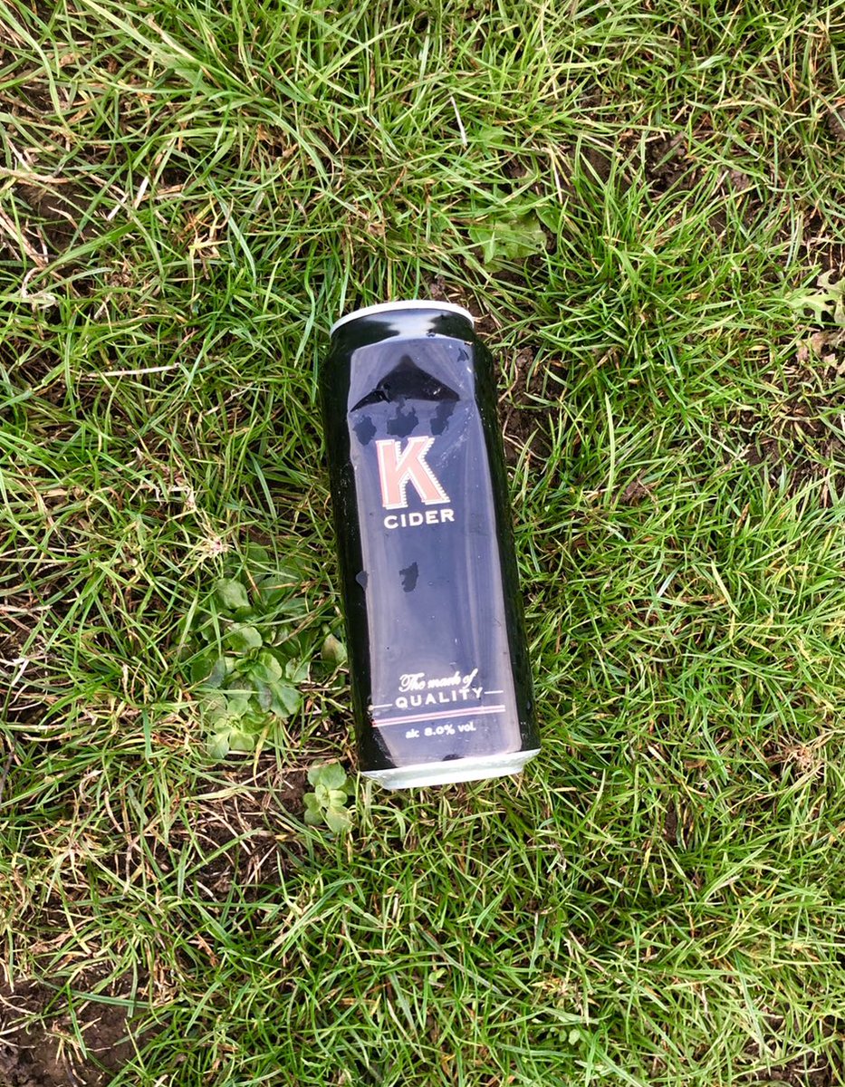 sarajcox's tweet image. Still a thing then. #oldskoolbooze