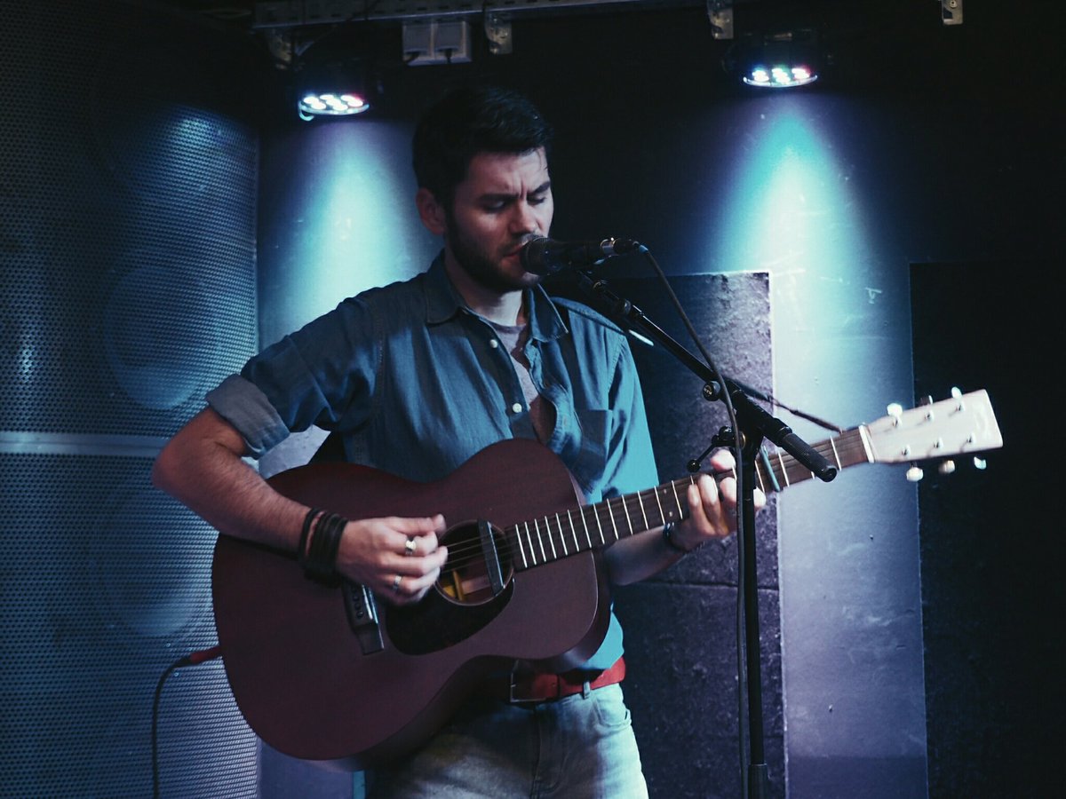 Moltes gràcies #Viena 🇦🇹
Vielen Dank für alles #Wien 🇦🇹

Moltes gràcies al Casal Català per acollir aquesta pre-estrena del nou disc. M'he sentit com a casa!

📍[1/11/18]  <a href="/dasTWEETWERK/">dasWERK Wien</a>
#music #catalanspelmon #musik #vienna #Österreich
#singersongwriter #ontour