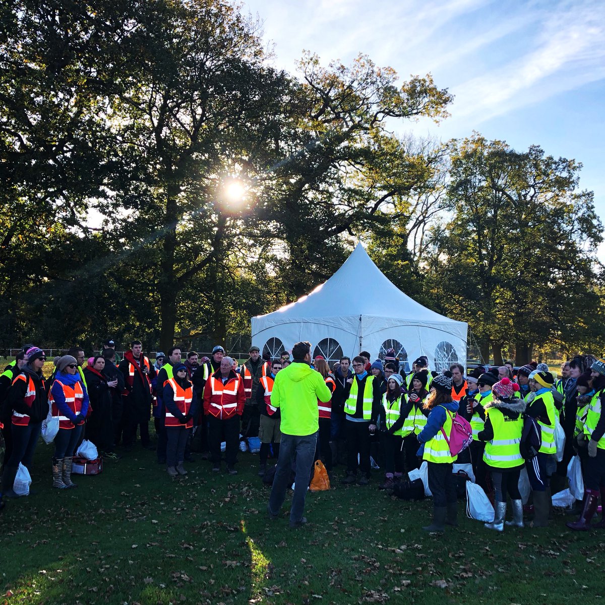 thewolfrun's tweet photo. Marshal Briefing ✅ 

Look out for all these friendly faces on course! 
#wolfruncrew #winterwolf #marshals https://t.co/KsWWO8DrIJ