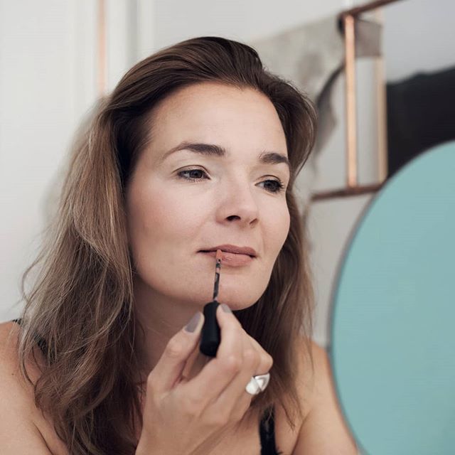 Blogbymar's tweet image. If you're sad, add more lipstick and attack - Coco Chanel...
.
.
.
.
#maxfactor #maxfactornl #spon #collab #fashionblogger #dutchblogger #discoverunder5k #makeuplover #flawlessmakeup #wakeupandmakeup #maxfactorlipstick #bloggerlifestyle