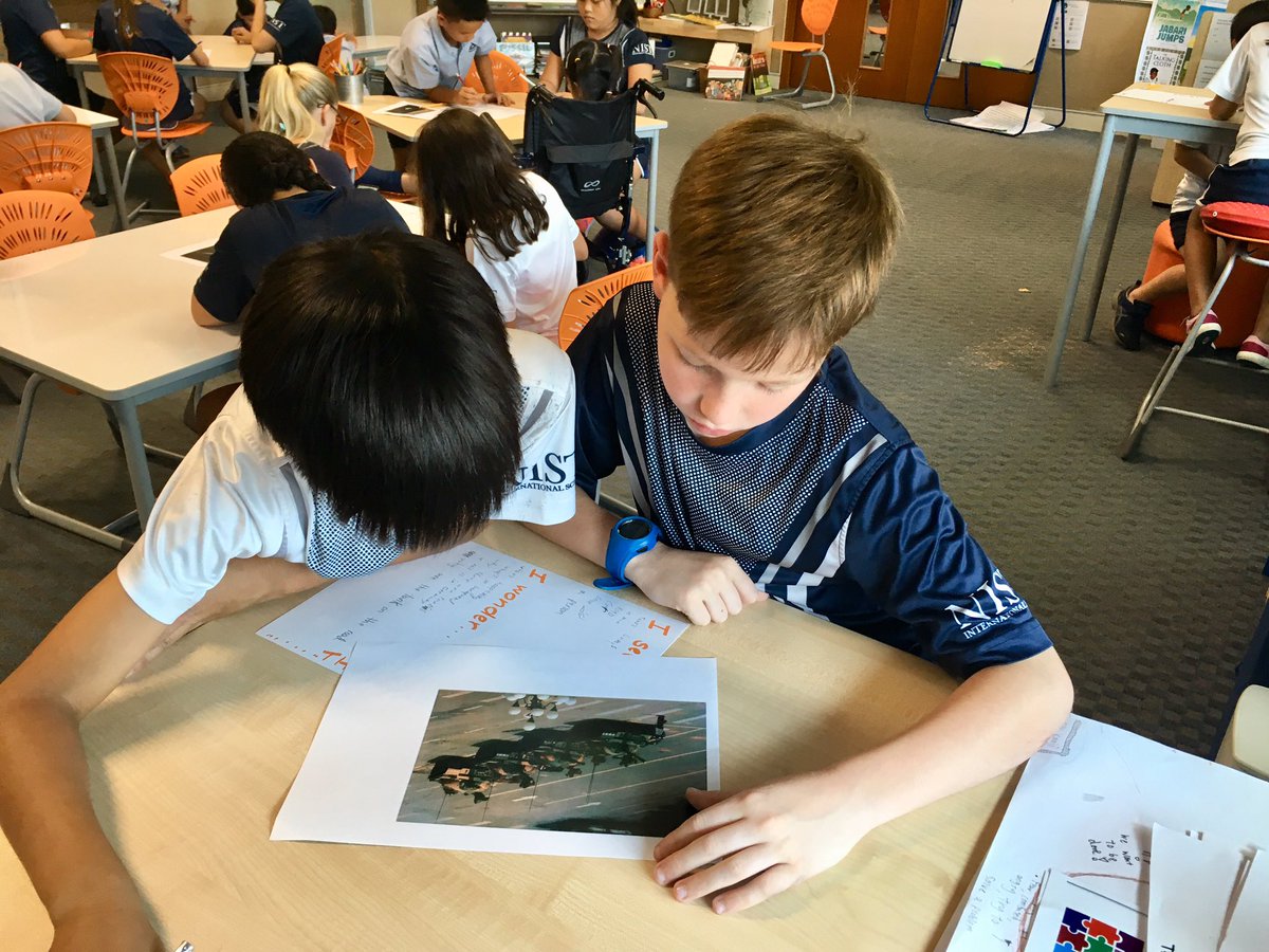 Y5NIST's tweet image. What do historians do?
Viewing images of moments from history and recording our “first thinking”
What do we see?
What are we wondering?
What connections do we have?
#NISTis thinking like an historian
#5KW @kjinquiry