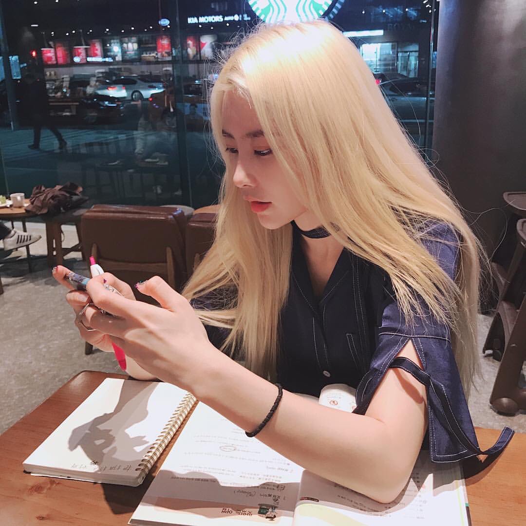 utter bliss (@utterbliss_0616) on Twitter photo 