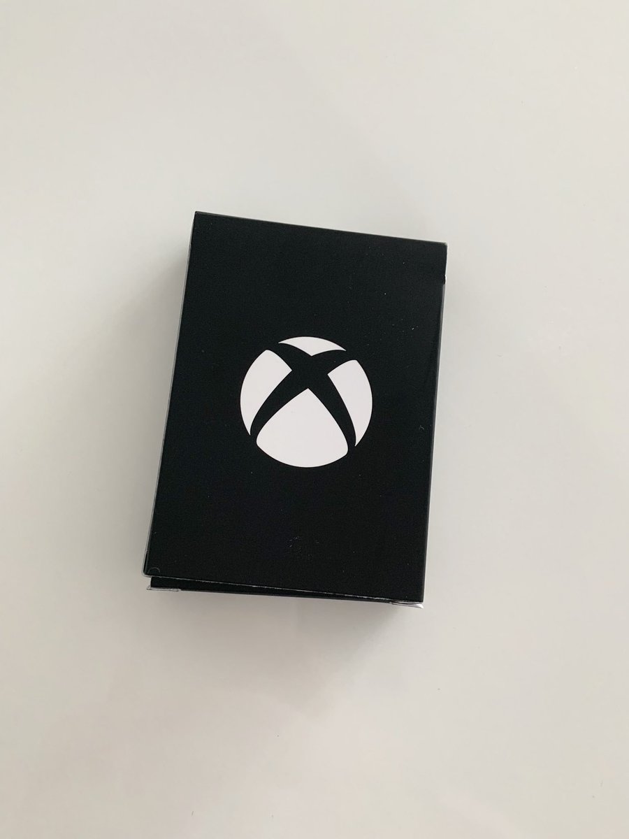 GameRiot tweet media