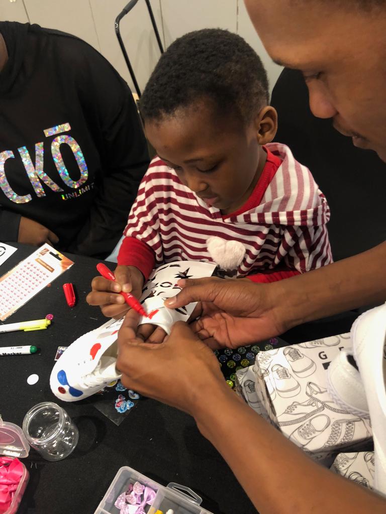 TomyTakkies's tweet photo. Kids are getting crafty. Don't miss out on the Wacky your Takkie activation at Edgars! Your kid can stand the chance to win a R1 500 TOMY hamper simply by customising a TOMY takkie. #TomyKids #WackyYourTakkie https://t.co/p66Gg7zNWN