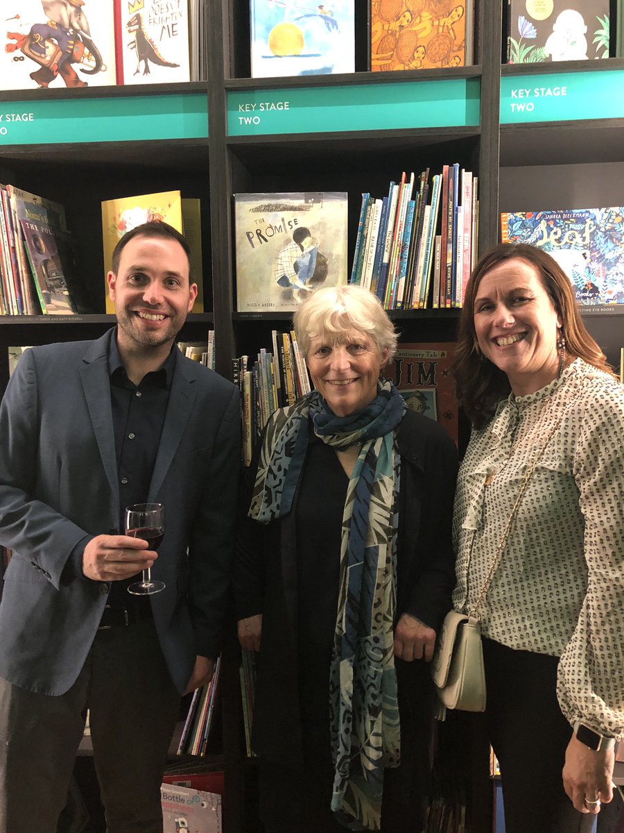 What a fabulous evening @clpe1 launching the wonderful #literacylibrary Here I am with my #shelfbuddies @MrJClements and @jeccleshare What esteemed company! And our alcove is spectacular @nikkigamble and @whatSFSaid 😍