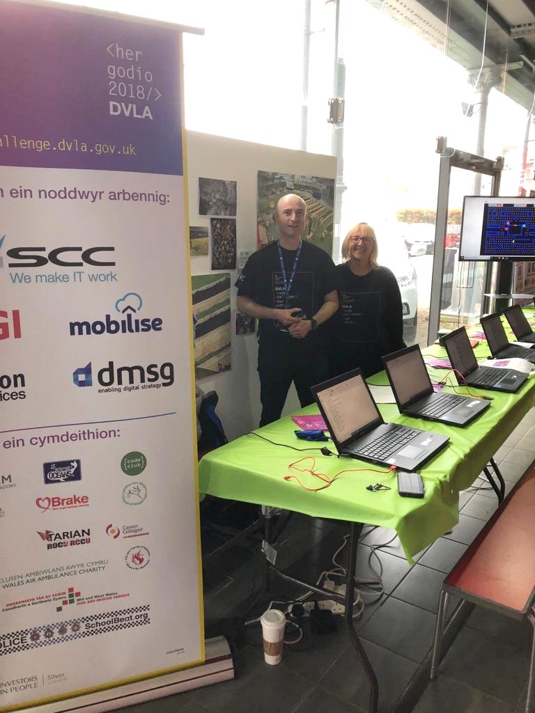 Come and visit us at the Swansea Science Festival today at the National Waterfront Museum for fun with SCRATCH and microbit #SwanseaSciFest #dvlacodechallenge