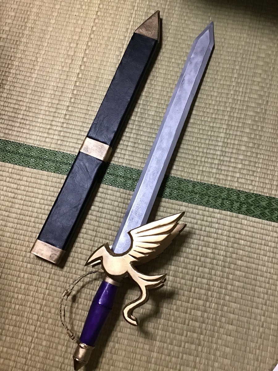 柳 和雪 ドラクエのはやぶさの剣 完成しました 鞘は見本が無いので適当に 飾りはマジックテープで着脱できるように 参考画像は ドラゴンクエスト6公式ガイドブック下巻 知識編 より 柳 和雪 ドラクエのはやぶさの剣 完成しました 鞘は見本が無いので適当に 飾りはマジックテープで着脱できるように 参考画像は ドラゴンクエスト6公式ガイドブック下巻 知識編 より