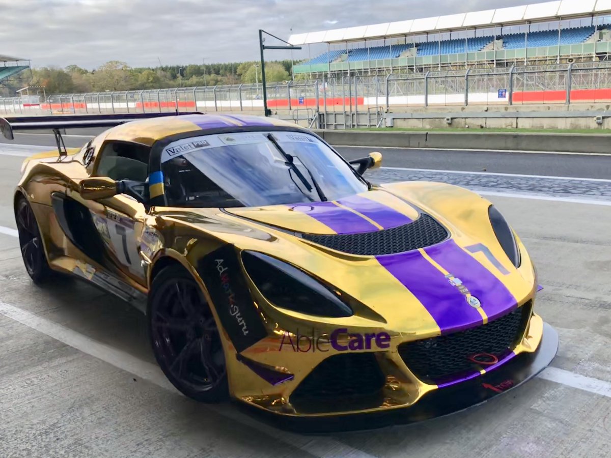 David McInulty heads out for a few laps of <a href="/SilverstoneUK/">Silverstone</a> in the number 7️⃣ Exige