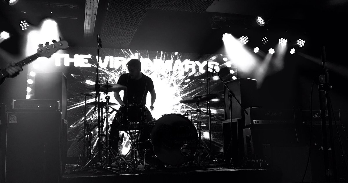 FeliciaFrazz's tweet photo. #Thevirginmarys #peacelovetruthmusic #wakefield #vmslove #blackandwhite #bangbangbang #zildgian https://t.co/GKIjFa7meS