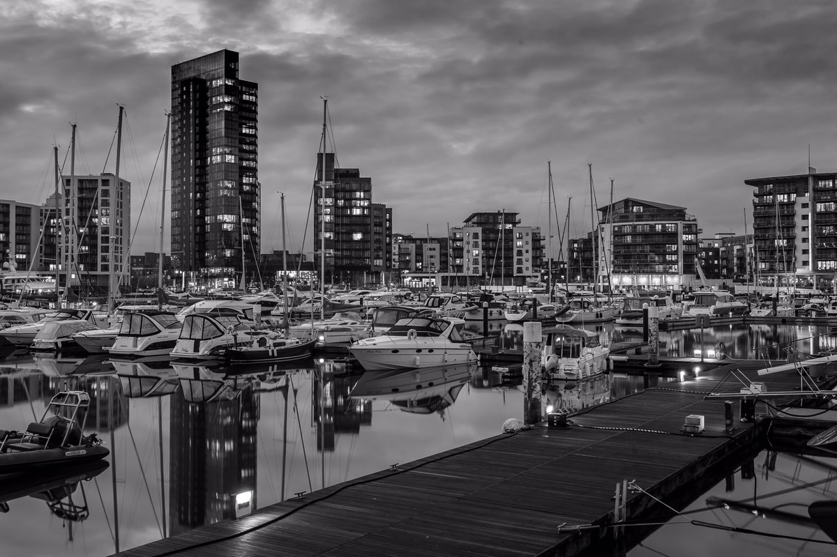 drozdowskiphoto's tweet photo. Ocean Village Marina looks great in b&w as well 😍 #photographer #photography #TopPhotoHour #StormHour #Saturday #SaturdayThoughts #blackandwhite #Monochrome #blackandwhitephotography #bnw #bnw_life #bnw_captures #bnwphotography #oceanvillage #port #marina #southampton #sea #boat https://t.co/iSc5c0MPhG
