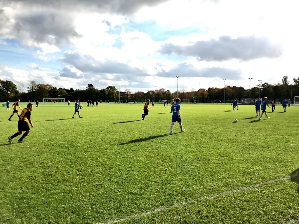 London Escolla Futsal Club tweet media